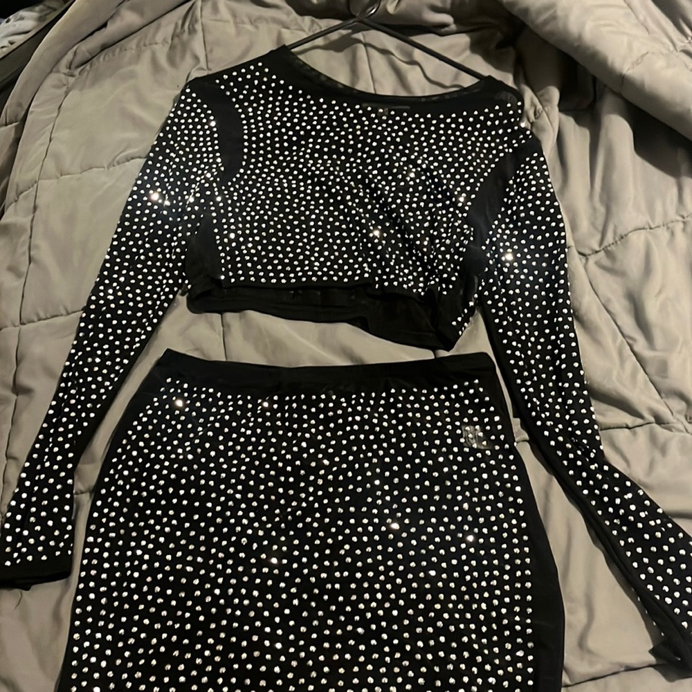 Two piece mesh skirt set size medium